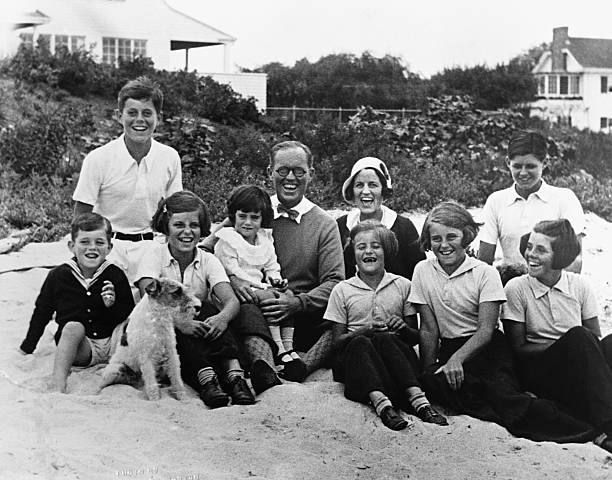 how many Kennedys are still alive, Who are the 9 Kennedy siblings